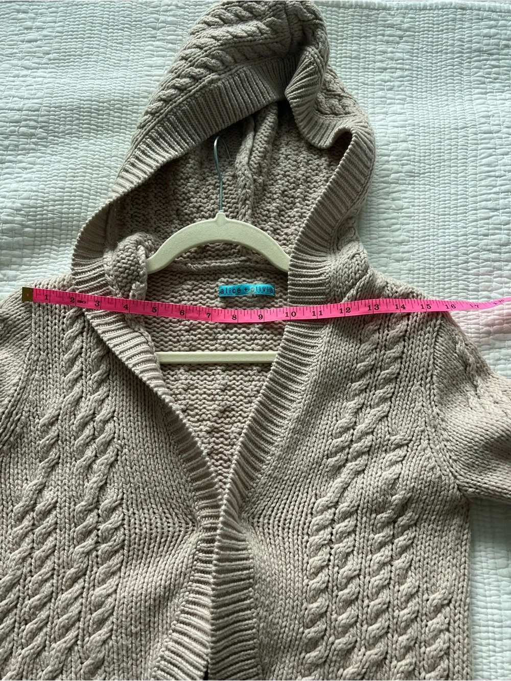 Alice + Olivia soft cable